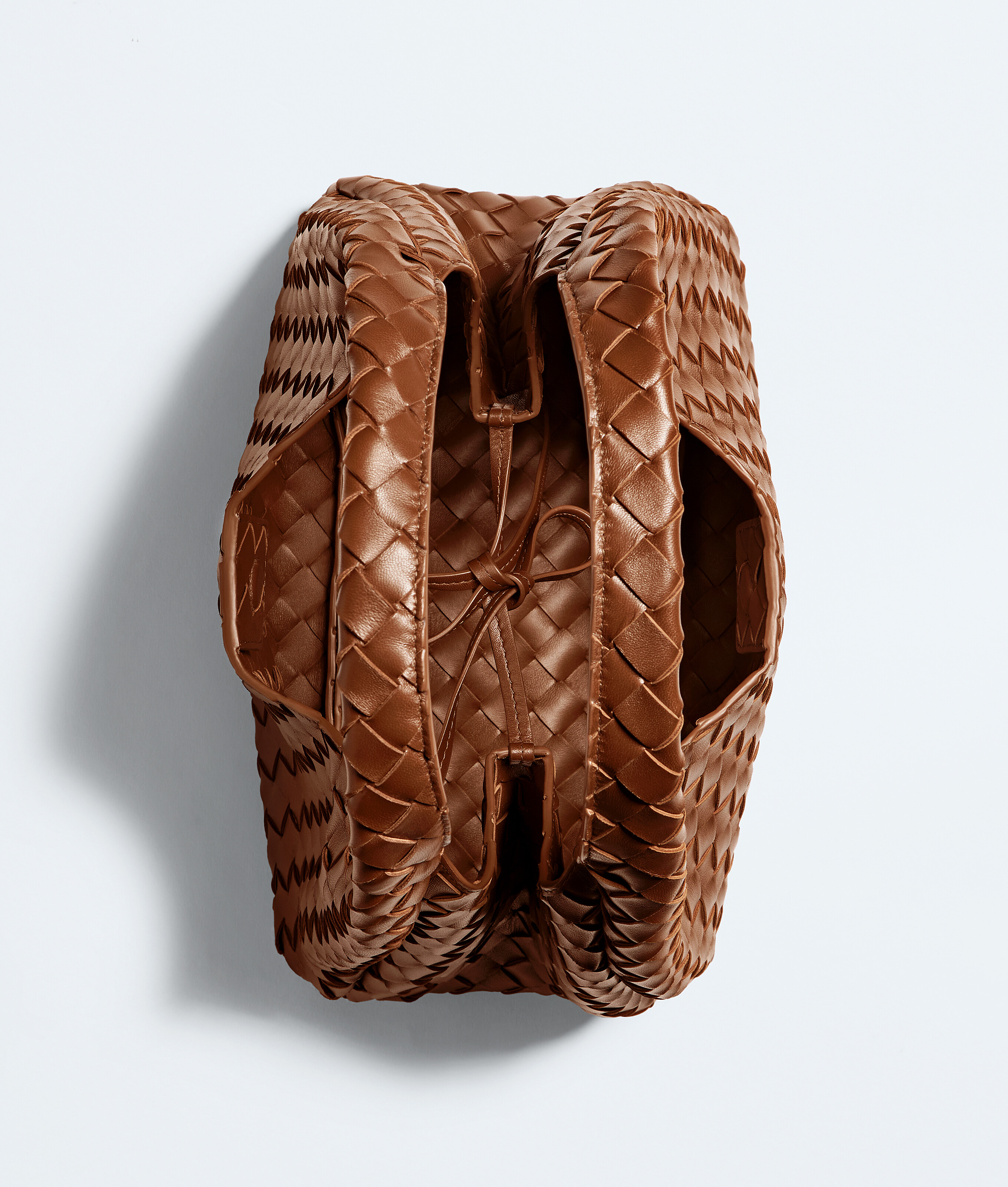 Women's Campana in Tannin Bottega Veneta Latvia EN - Image 3