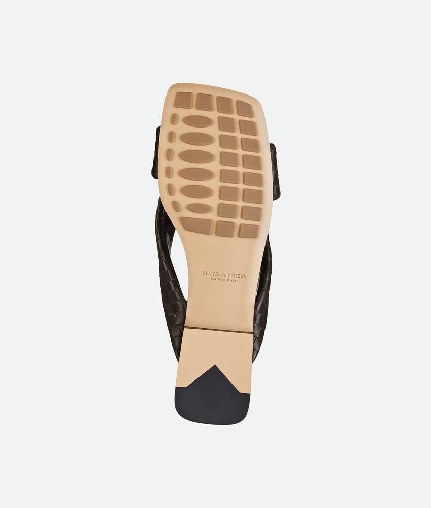 Women's Riva Flat Mule in Fondant Bottega Veneta Kuwait EN - Image 7