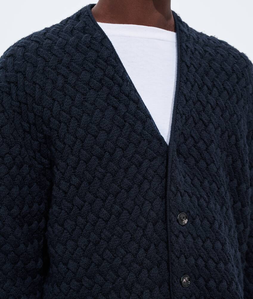 Men's Intrecciato Wool Cardigan in Midnight blue Bottega Veneta Portugal EN - Image 3