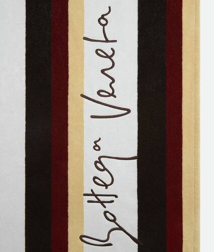 Gestreiftes Jacquard-Strandtuch f&uuml;r Damen in Cloud/fondant/lava Bottega Veneta Deutschland DE - Image 2