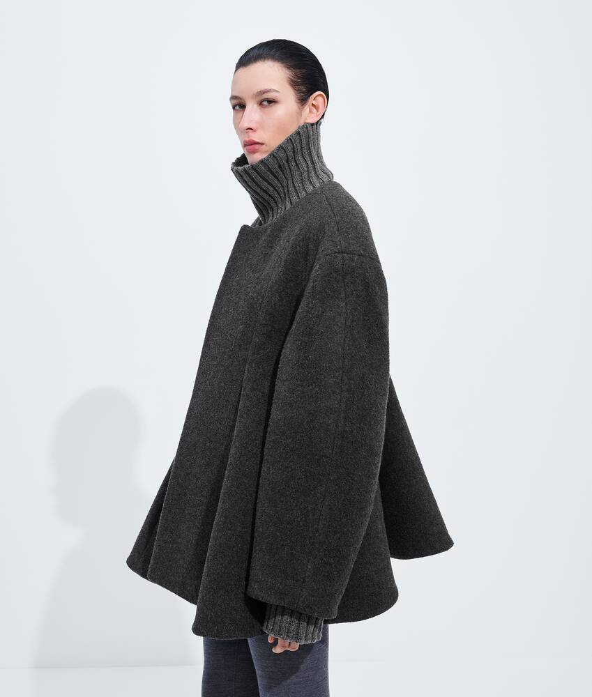 Cappotto in flanella di lana imbottita da Donna in Ardoise melange Bottega Veneta Italia IT - Image 2