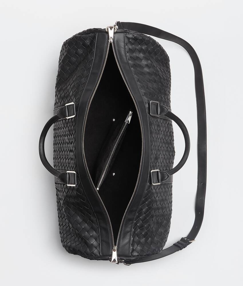 Men's Large Intrecciato Duffle in Black Bottega Veneta Greece EN - Image 3