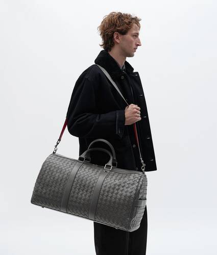 Men's Intrecciato Cabin Duffle in Obsidian gray/radar Bottega Veneta Qatar EN - Image 5