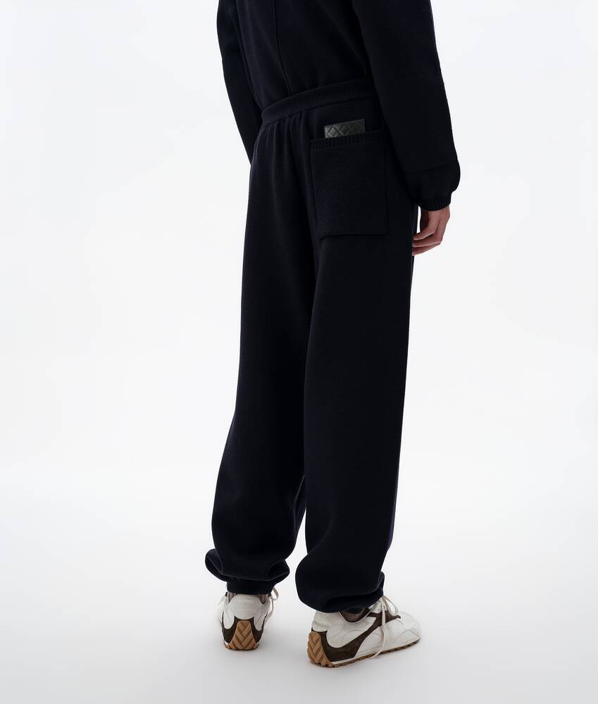Men's Wool and Cashmere Pants in Midnight blue Bottega Veneta Qatar EN - Image 3