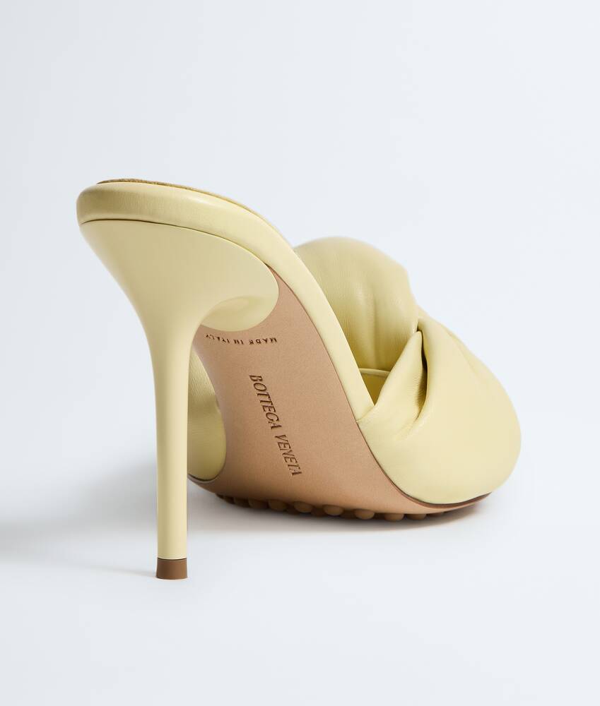 Display a large version of the product image 5 - Cherry Mule