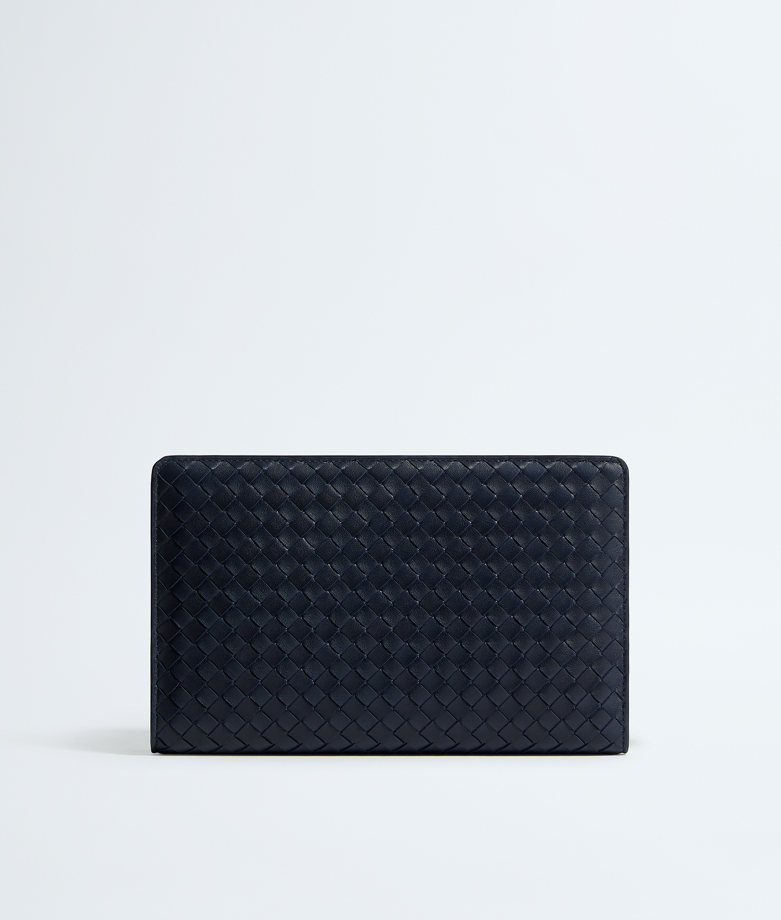 Women's Agenda Clutch in Midnight | Bottega Veneta US