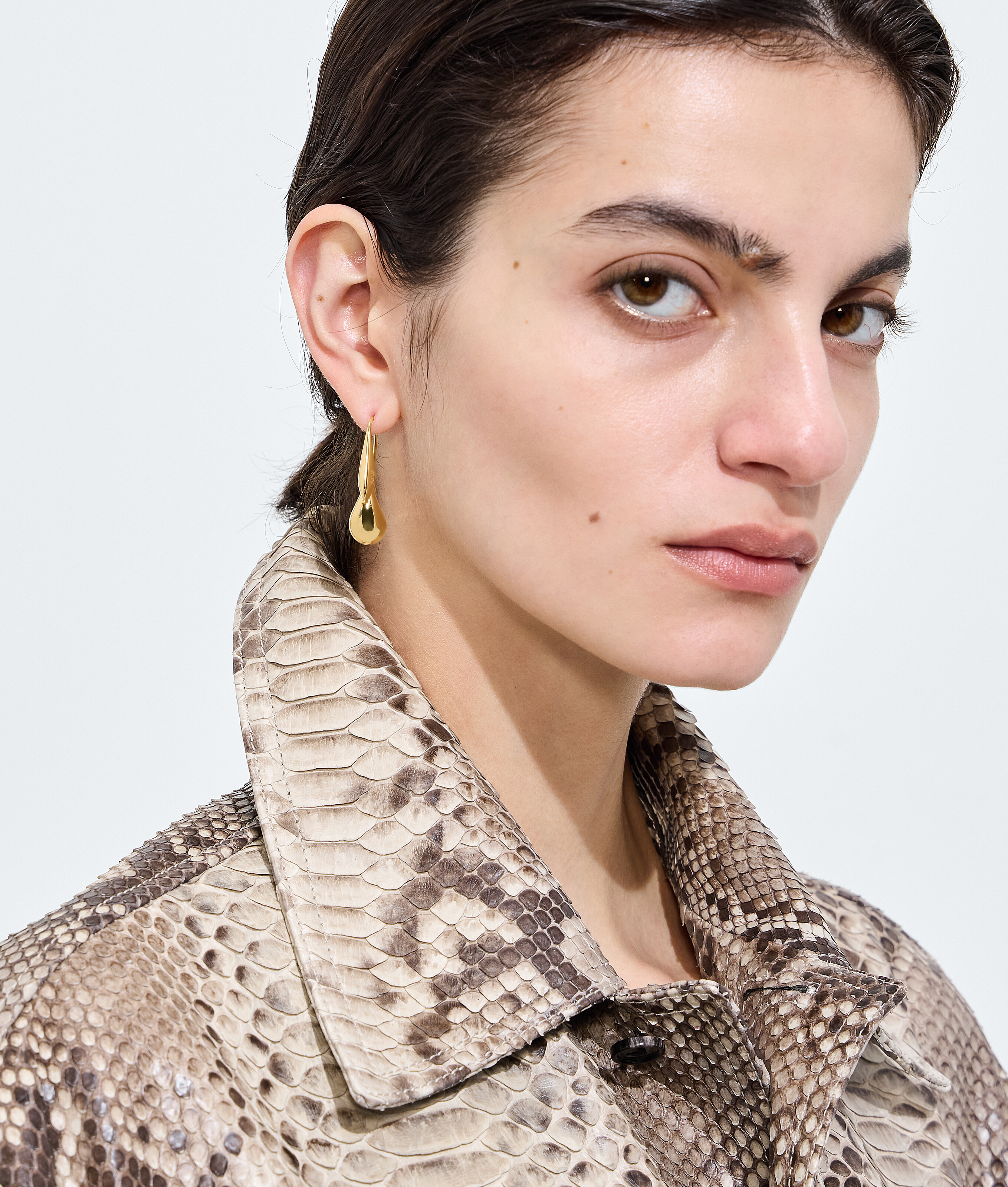 Women's Drop Pendant Earrings in Yellow gold Bottega Veneta Luxembourg EN - Image 2