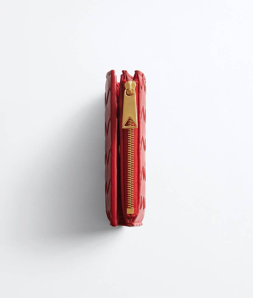 Women's Intrecciato Small Bi-Fold Wallet in Radar Bottega Veneta Netherlands EN - Image 4
