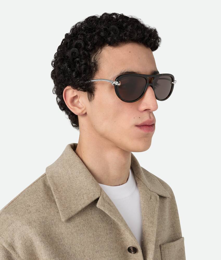 Display a large version of the product image 5 - Knot Aviator Sunglasses