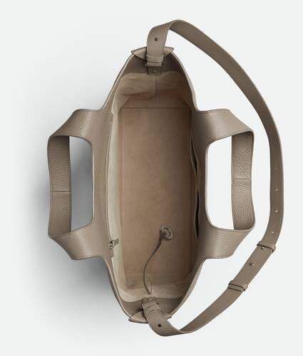 Men's Large Diago Tote in Limestone Bottega Veneta Qatar EN - Image 3