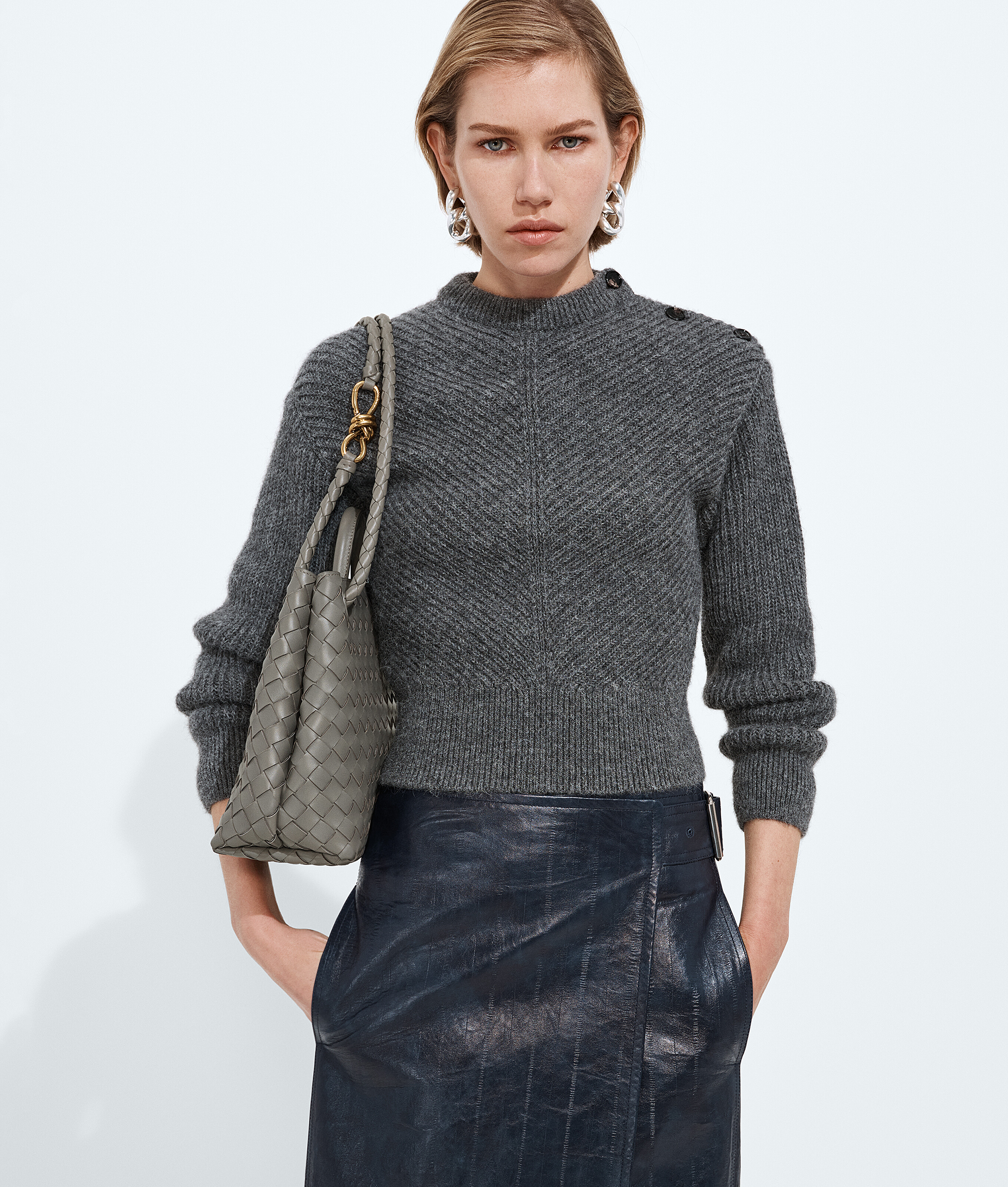 Andiamo für Damen in Basalt Bottega Veneta Österreich DE - Image 2