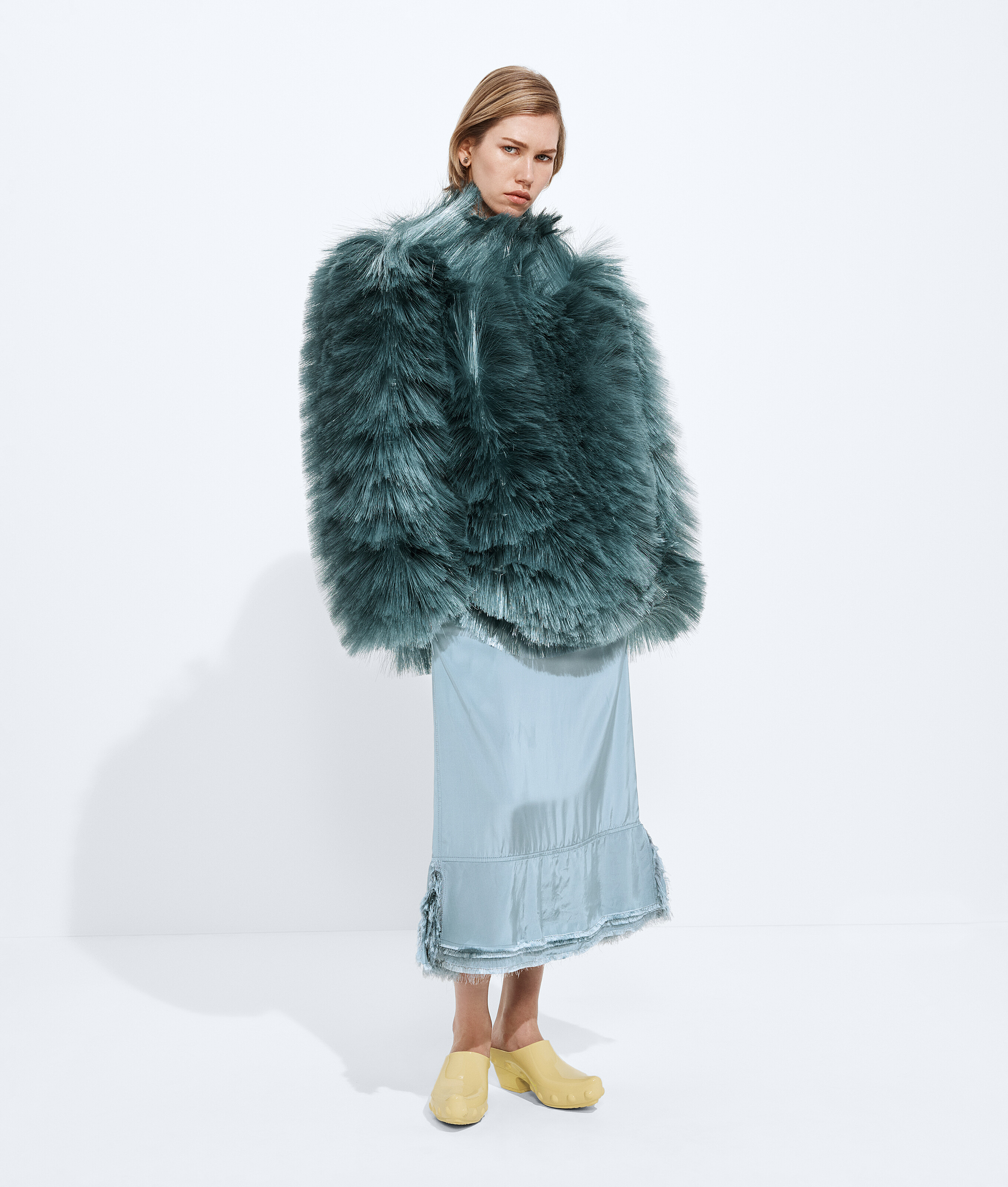 Women's Fringed Embroidery Top in Light blue gravel Bottega Veneta Luxembourg EN - Image 2