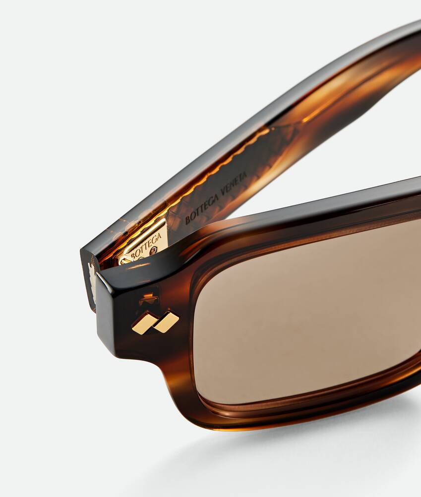 Display a large version of the product image 5 - Intrecciato Rectangular Sunglasses