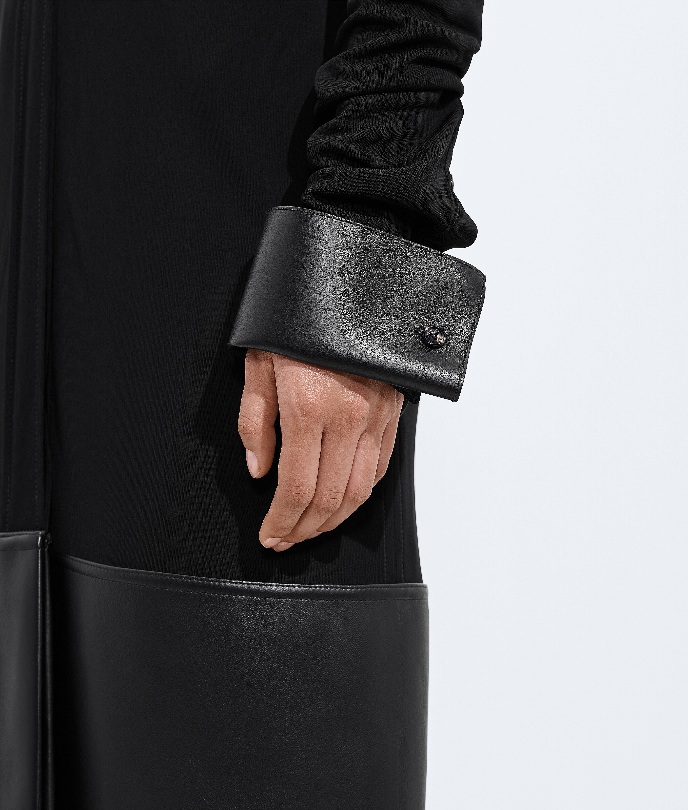 Women's Crepe Viscose Jersey Dress in Double black Bottega Veneta Luxembourg EN - Image 4