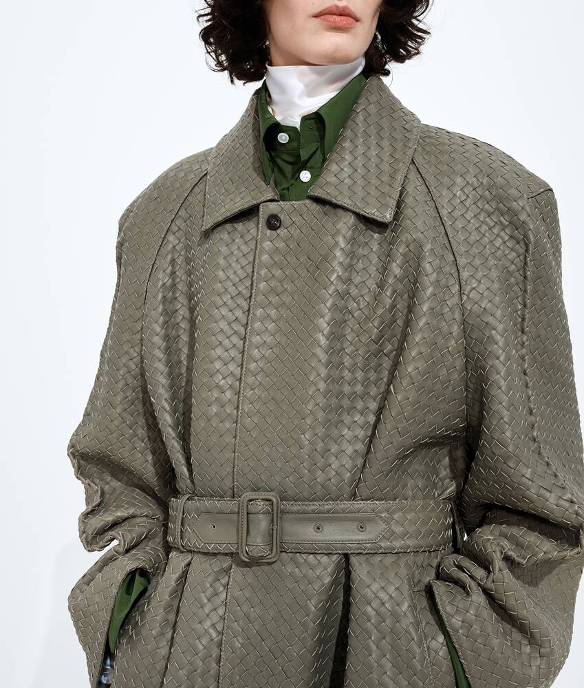 Display a large version of the product image 2 - Intrecciato Leather Coat