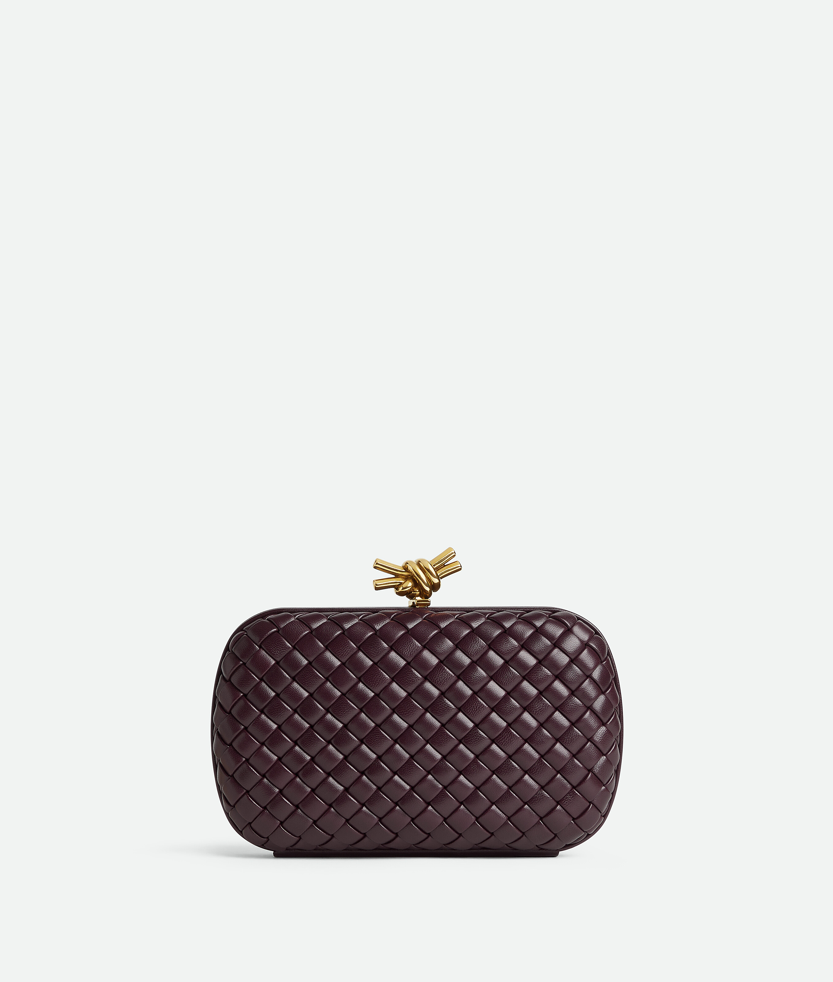 Bottega Veneta Womens Barolo-m Brass Knot Intrecciato Leather Clutch In Burgundy