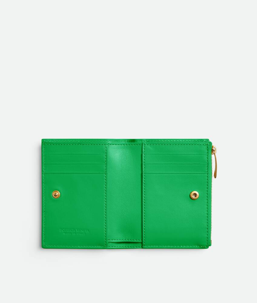Women's Small Cassette Bi-Fold Zip Wallet in Parakeet Bottega Veneta Slovakia EN - Image 2