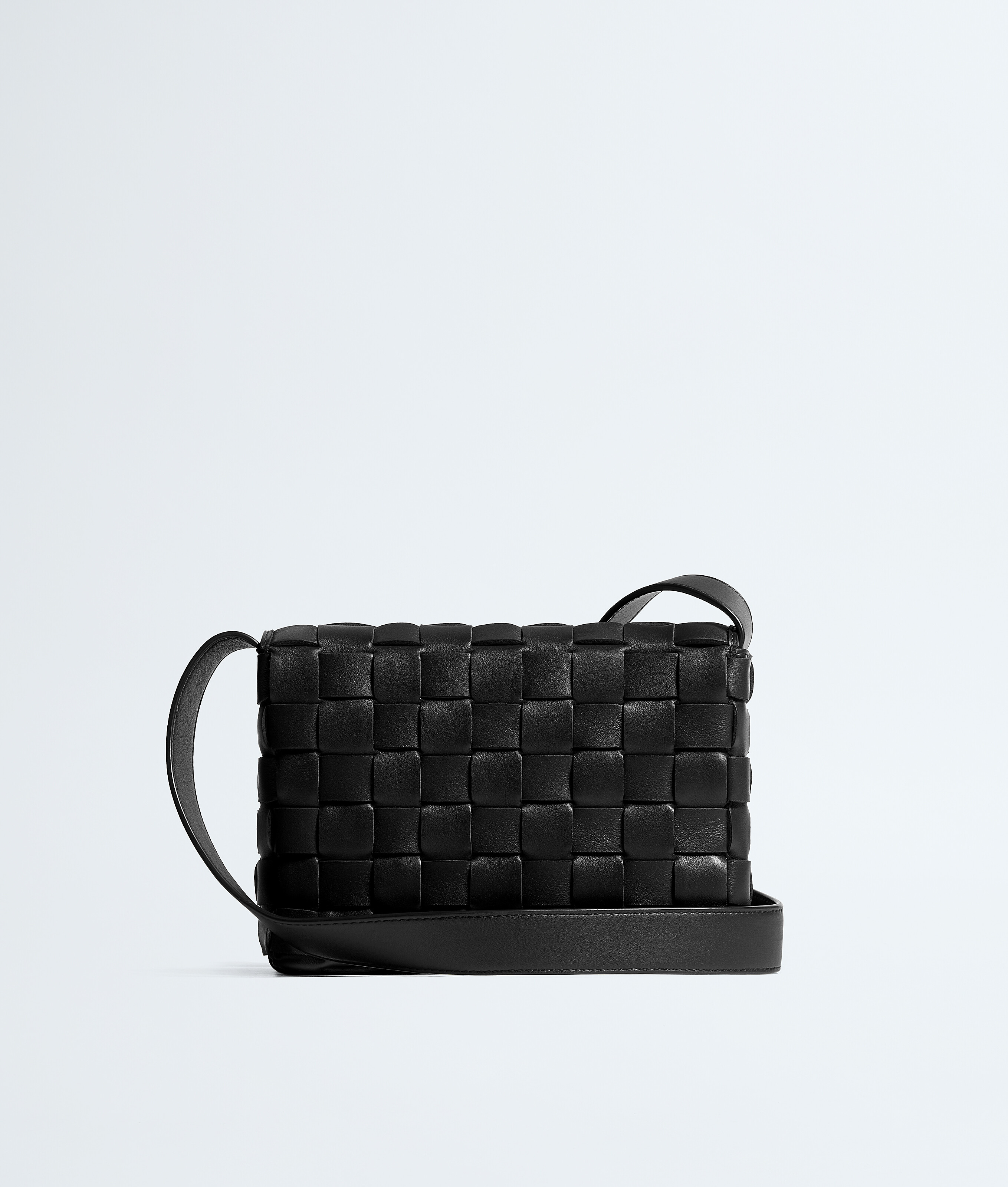 Men's Orto Messenger in Black Bottega Veneta Luxembourg EN - Image 5