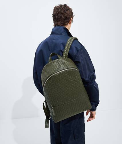 Men's Intrecciato 1975 Backpack in Bark green Bottega Veneta Zimbabwe EN - Image 2