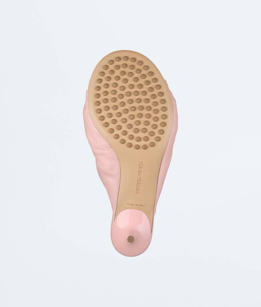 Women's Cherry Mule in Blush | Bottega Veneta SE Women's Cherry Mule in Blush | Bottega Veneta SE
