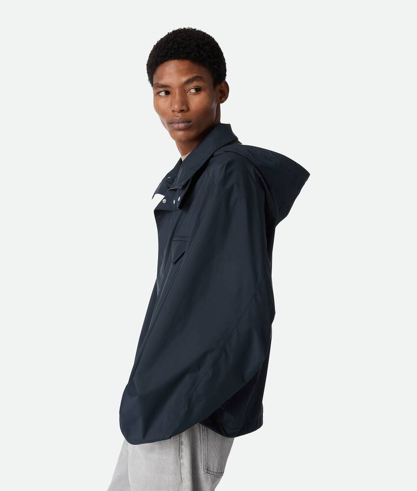 Ein größeres Bild des Produktes anzeigen 2 - Verstaubarer Blouson mit Kapuze aus Nylon