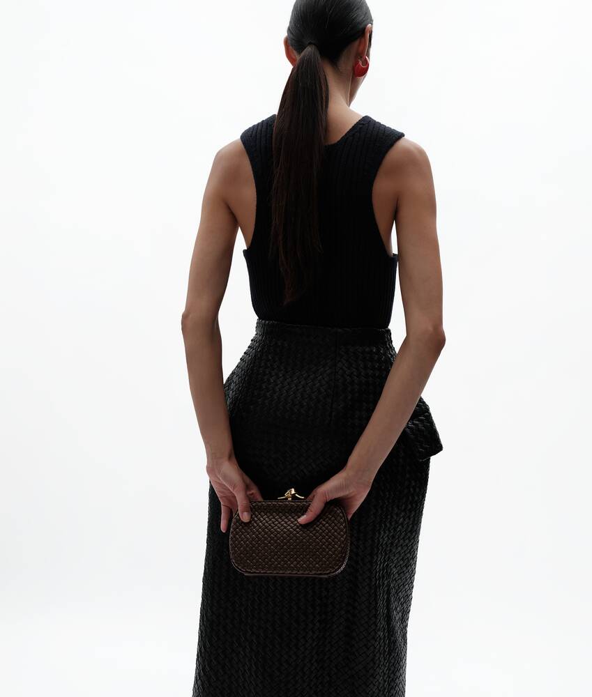 Women's Soft Knot in Fondant Bottega Veneta Macao SAR China EN - Image 2