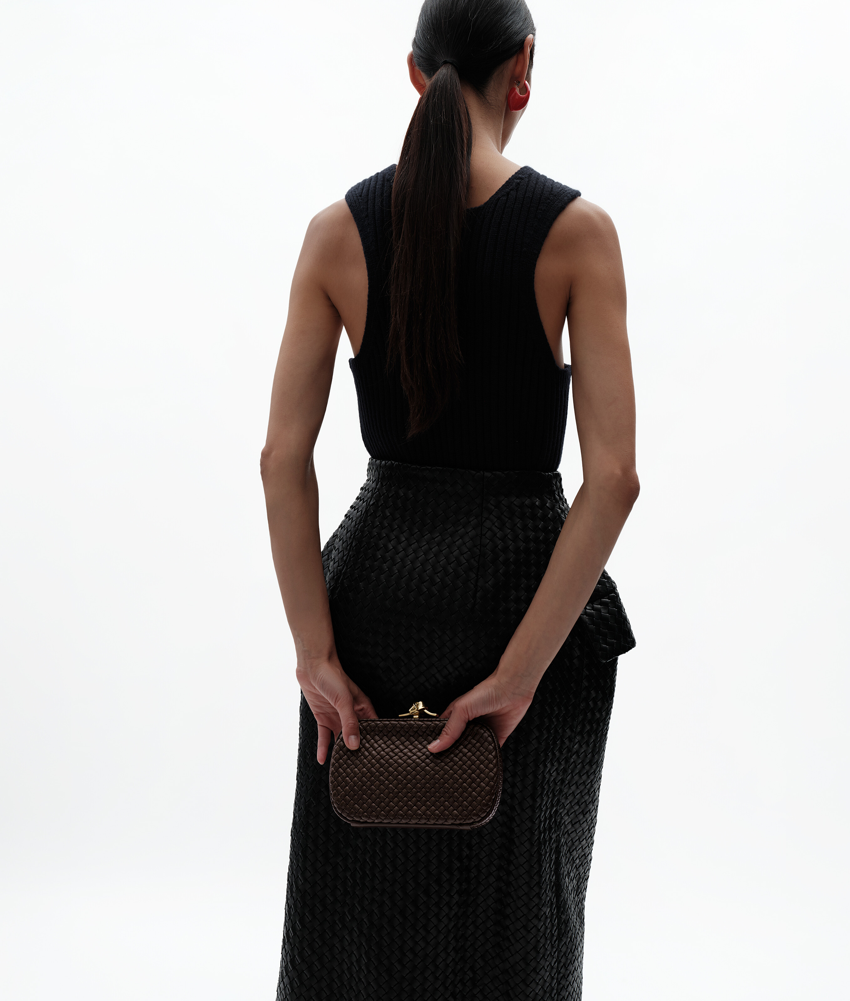 Women's Soft Knot in Fondant Bottega Veneta Luxembourg EN - Image 2