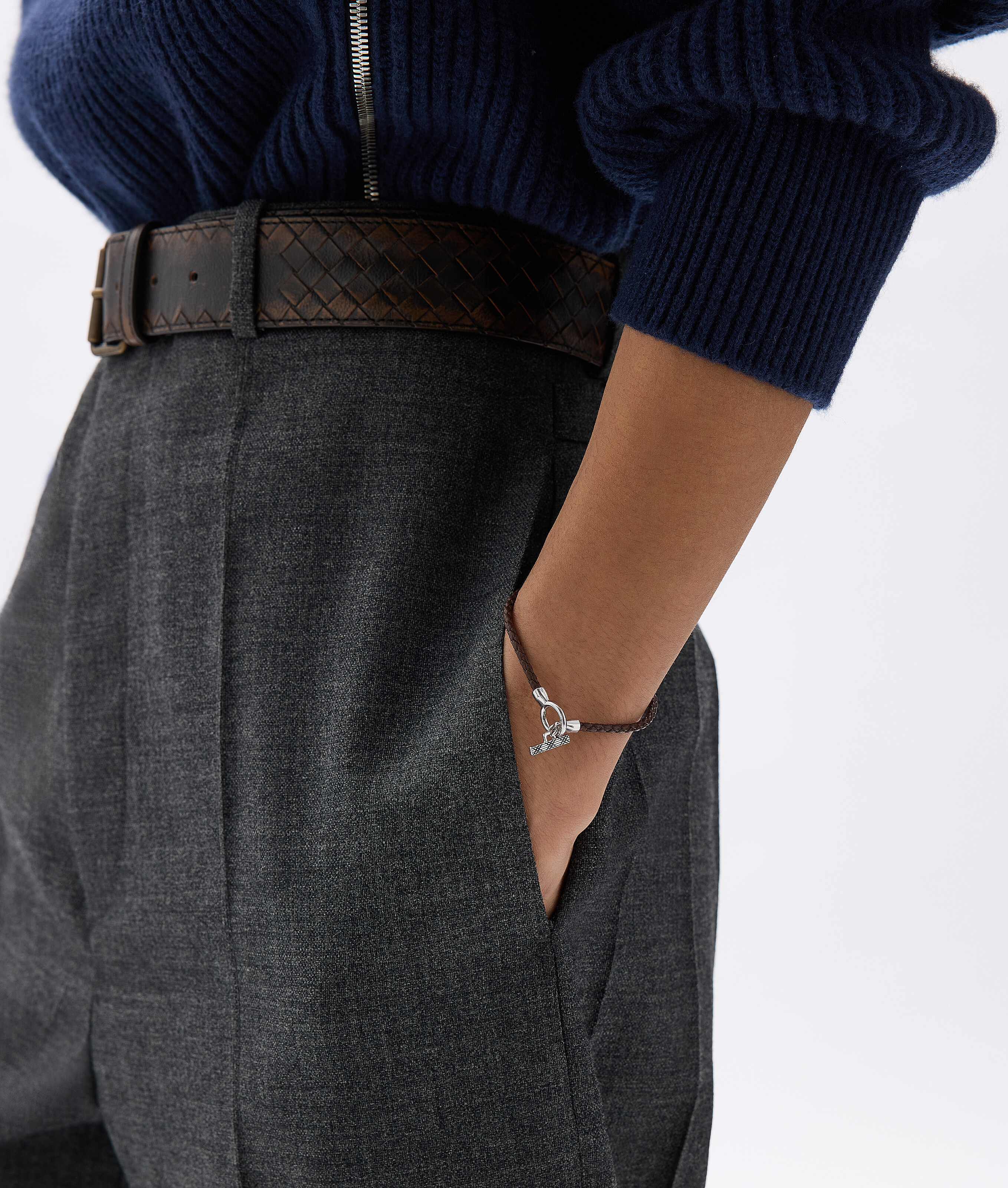 Men's Veneta Bracelet in Espresso Bottega Veneta Luxembourg EN - Image 2
