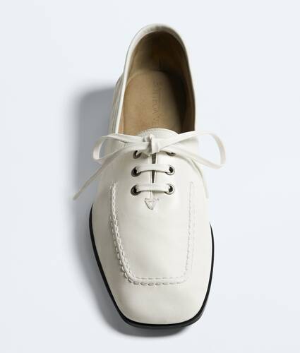 Women's Gino Lace-Up Shoe in Alabaster Bottega Veneta Cyprus EN - Image 3