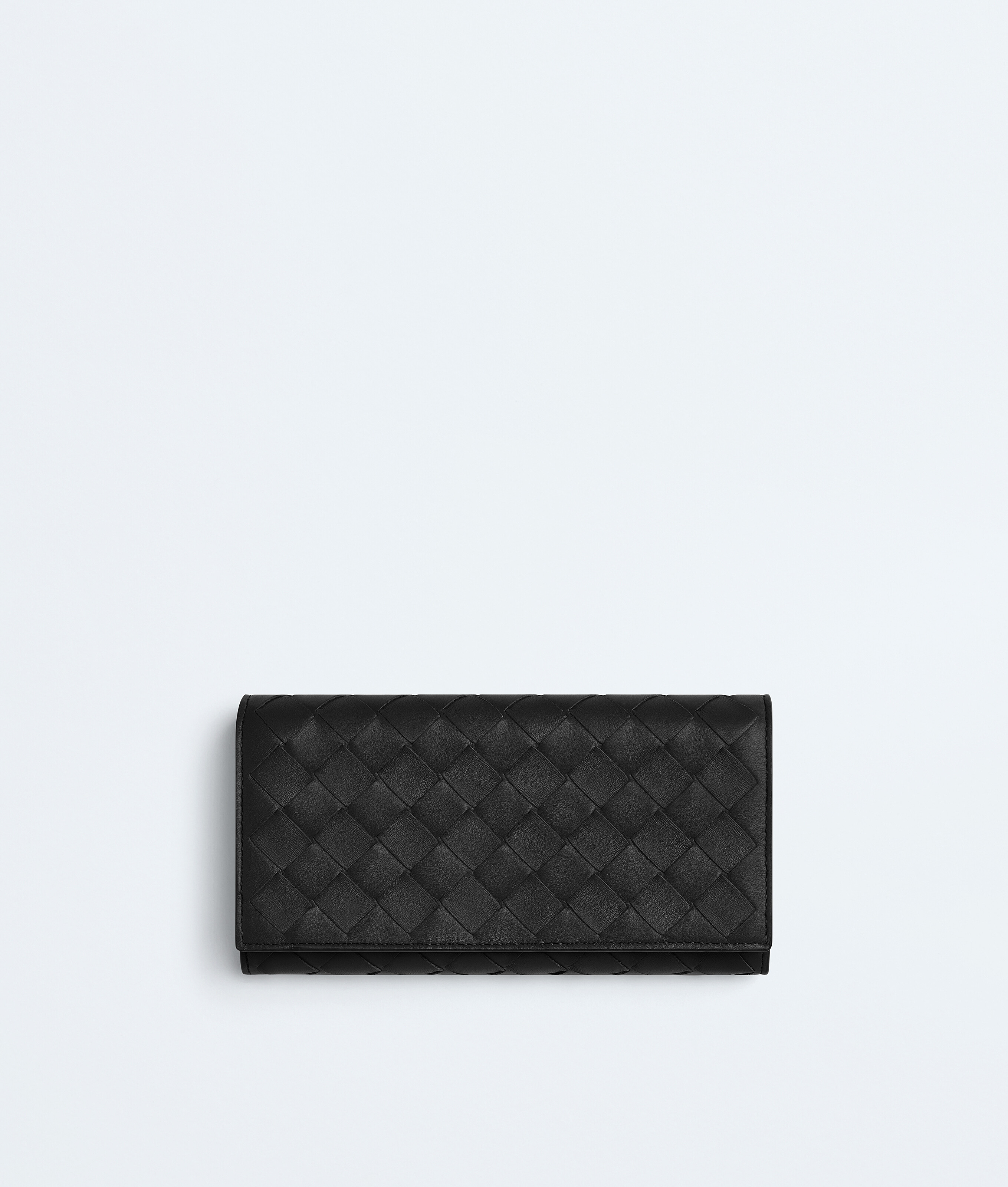 BOTTEGA VENETA イントレチャート ラージ フラップウォレット 黒 BOTTEGA VENETA（ボッテガ・ヴェネタ） 二つ折り長財布 666935 VCPP3