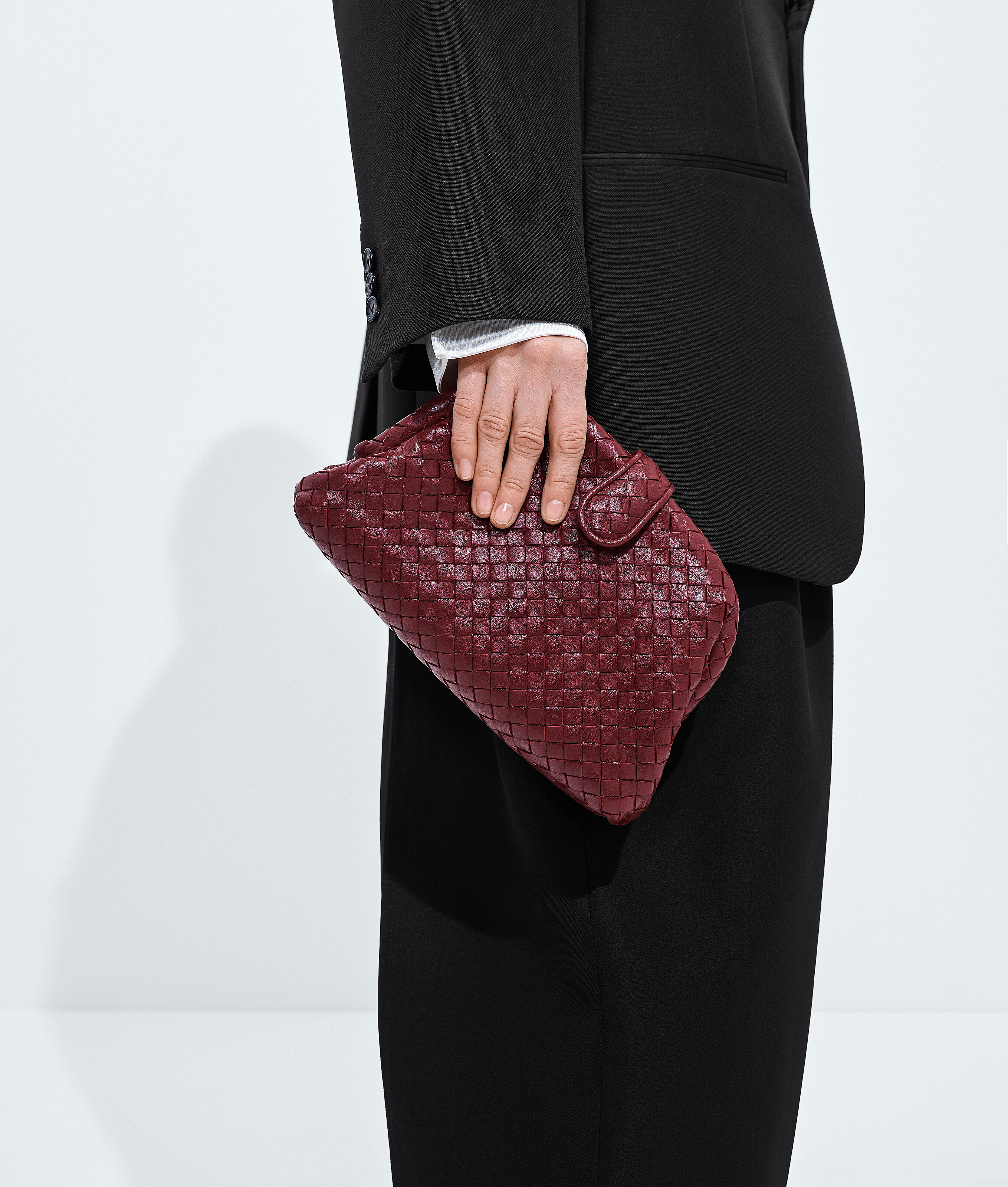 Women's Small Lauren 1980 in Lava red Bottega Veneta Luxembourg EN - Image 5