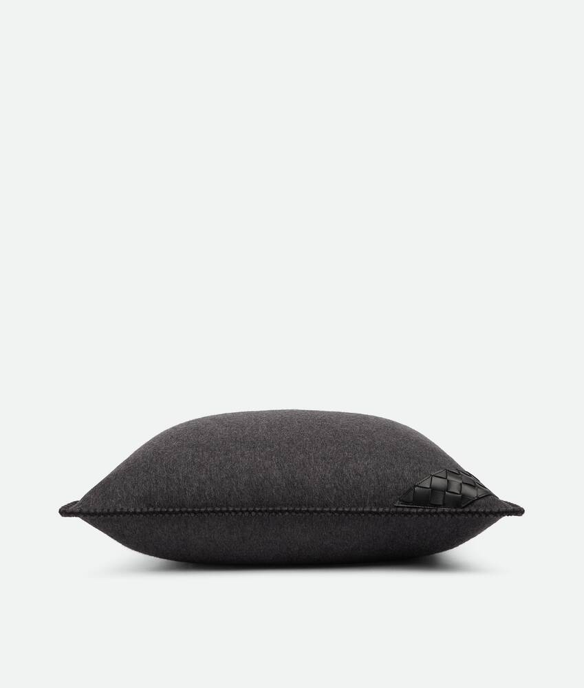 Intrecciato Patch Cushion in Grey/black Bottega Veneta Hong Kong SAR China EN - Image 3