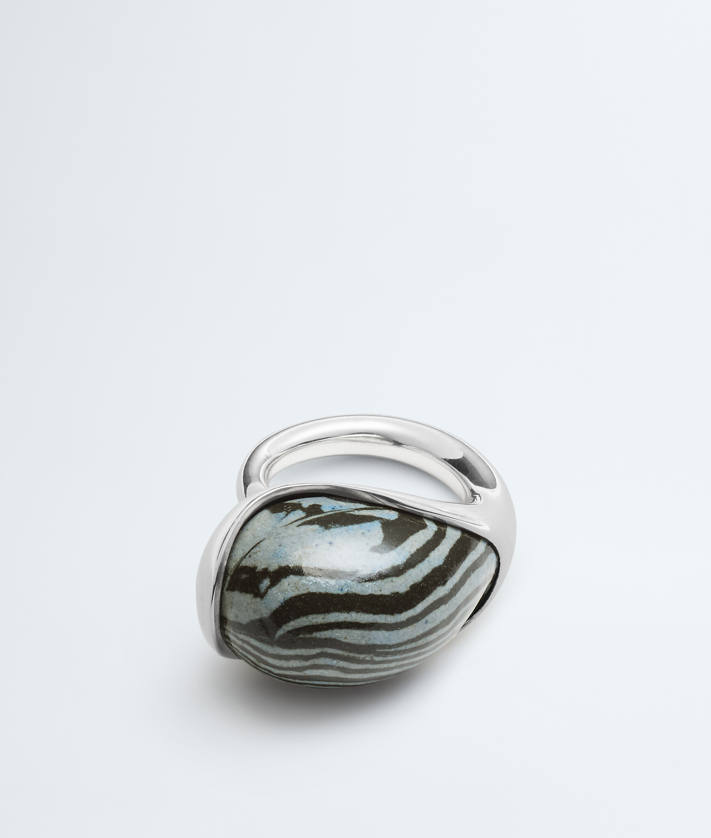 Women's Drop Ring in Glacial/black Bottega Veneta Luxembourg EN - Image 5