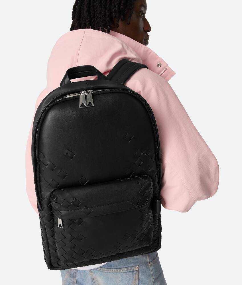 显示产品图片放大效果 2 - Intrecciato编织背包