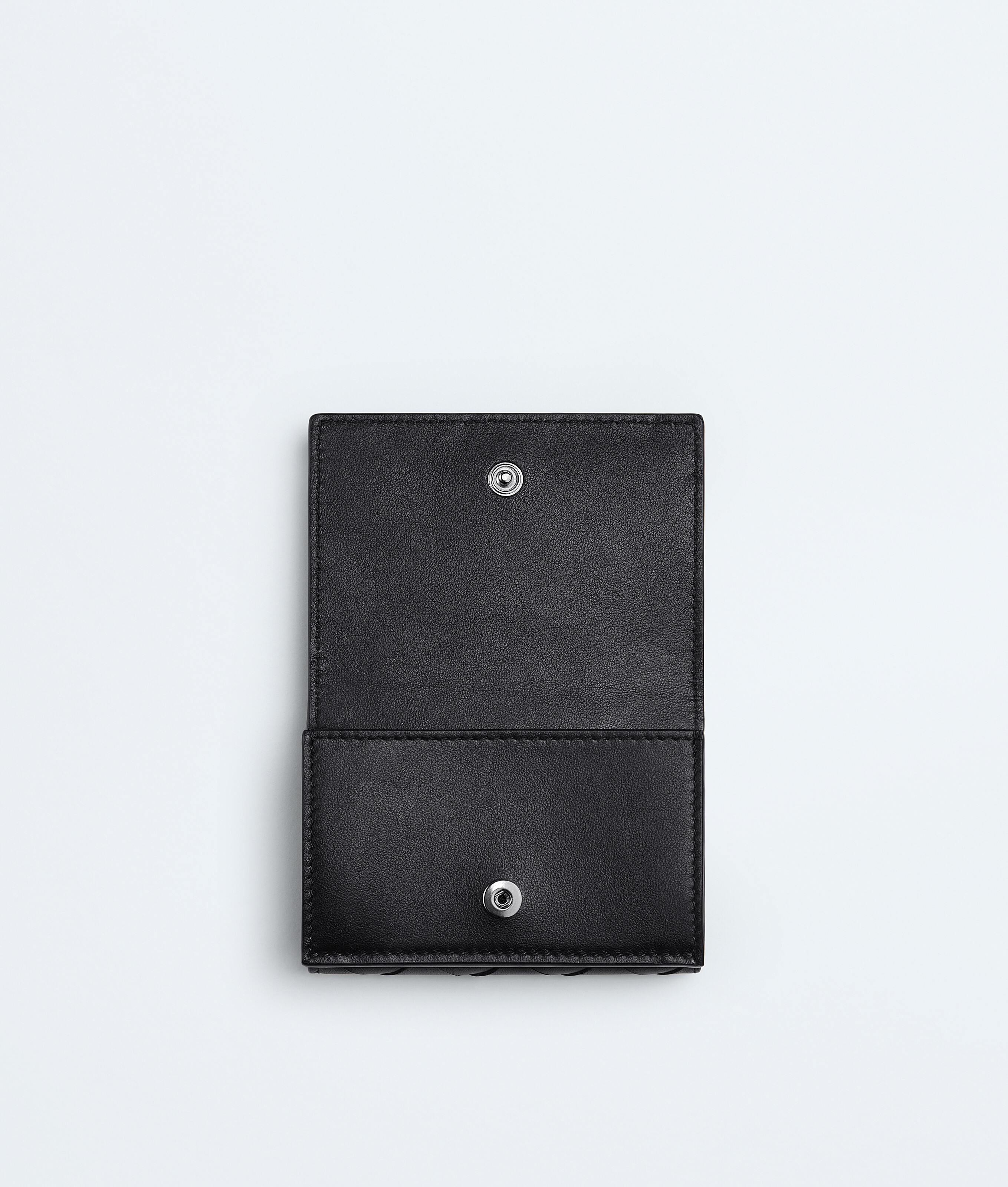 Men's Intrecciato Tiny Tri-Fold Wallet in Nero Bottega Veneta Luxembourg EN - Image 4