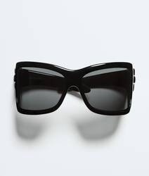 Black/gray