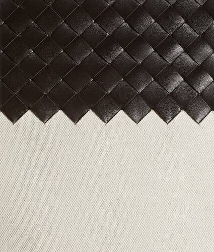 Men's Small Intrecciato Zipped Tote in Natural/fondant Bottega Veneta Malta EN - Image 6