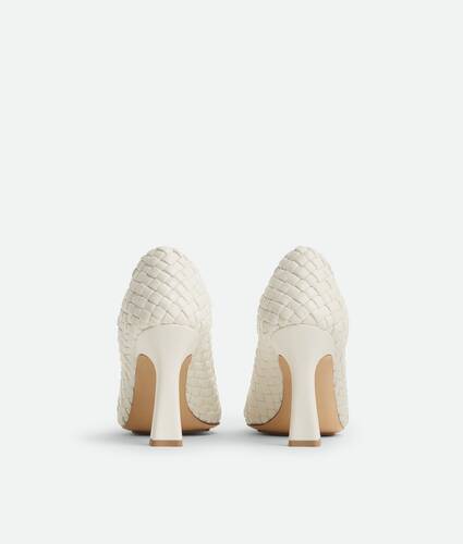 Women's Sofia Pump in White Bottega Veneta Thailand EN - Image 4