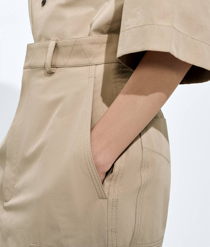 Men's Cotton Toile Cargo Shorts in Stucco Bottega Veneta United Kingdom EN - Image 4