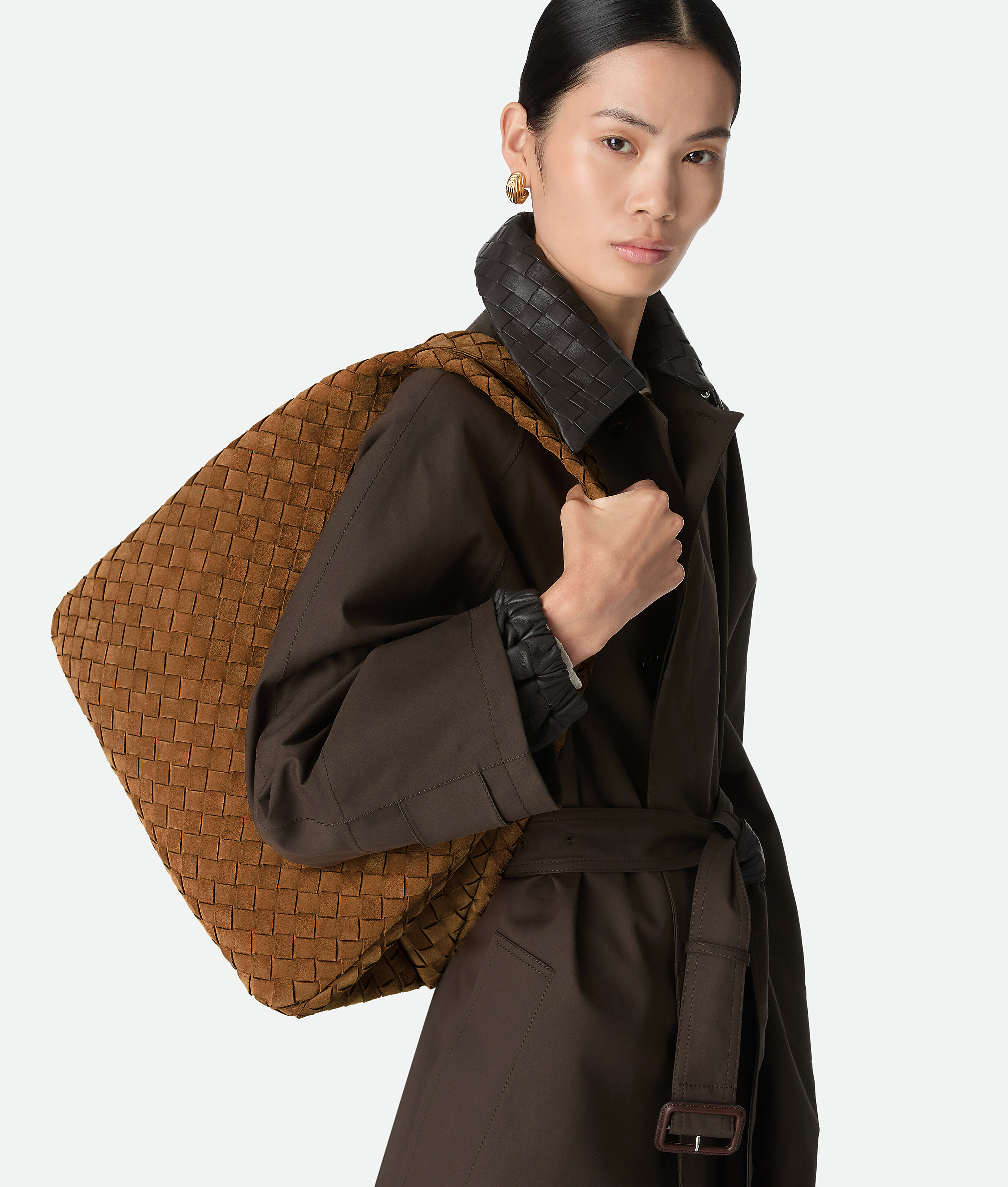 Bottega Veneta Campana Intrecciato Suede Shoulder Bag In Brown