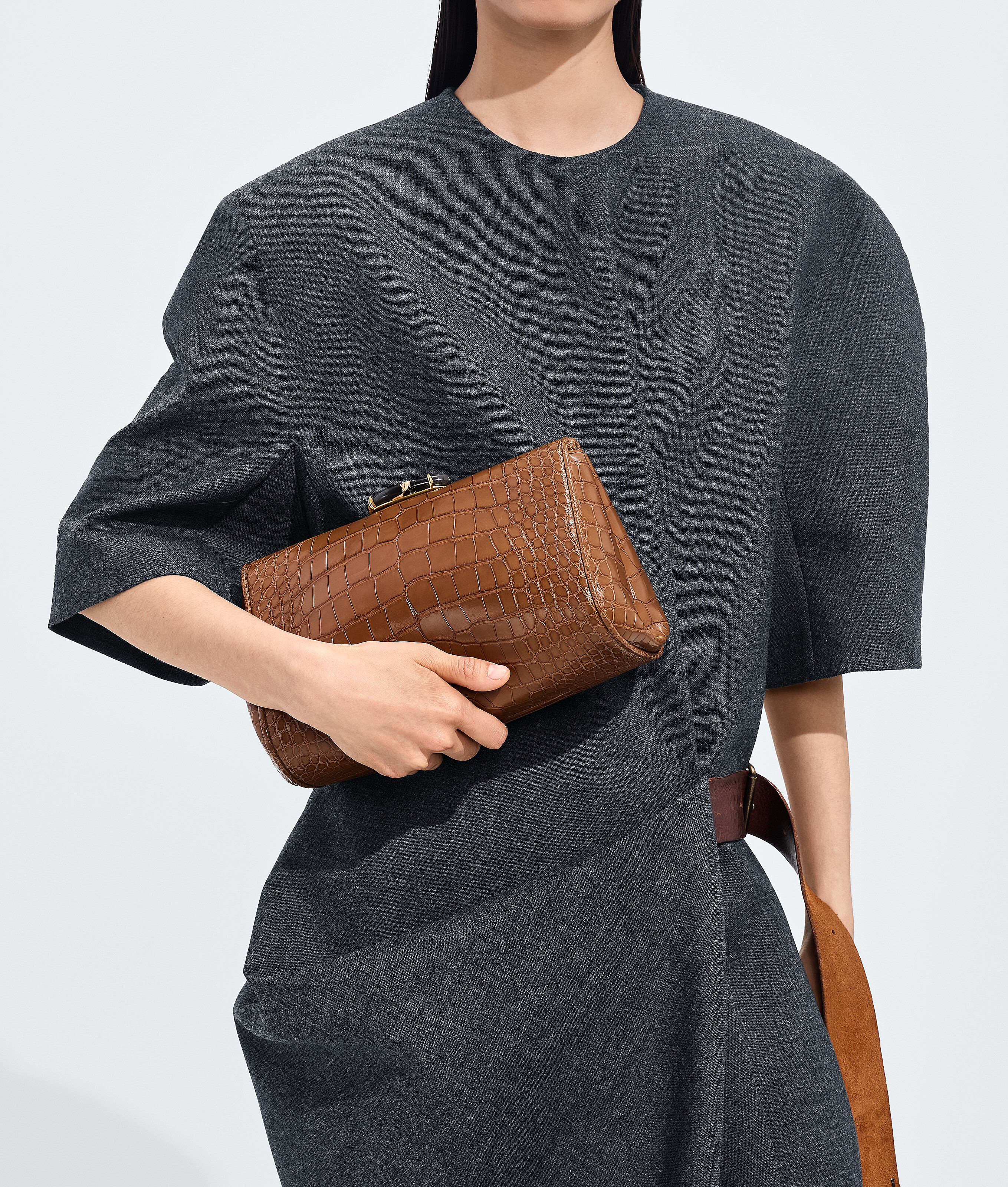 Women's La Milanese in Dark caramel 20 Bottega Veneta Luxembourg EN - Image 6