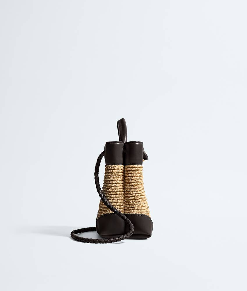 Women's Small Andiamo in Natural/espresso Bottega Veneta United States EN - Image 4