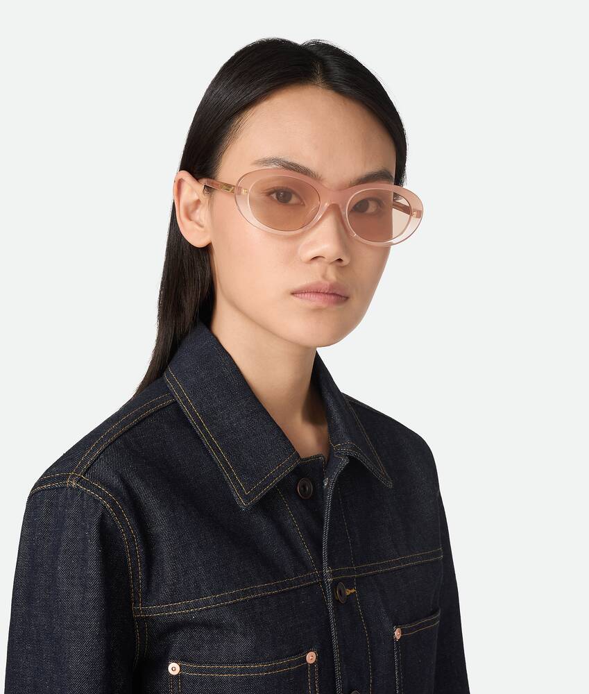 Visualizza una versione più grande dell’immagine del prodotto 2 - Occhiali da sole ovali Classic