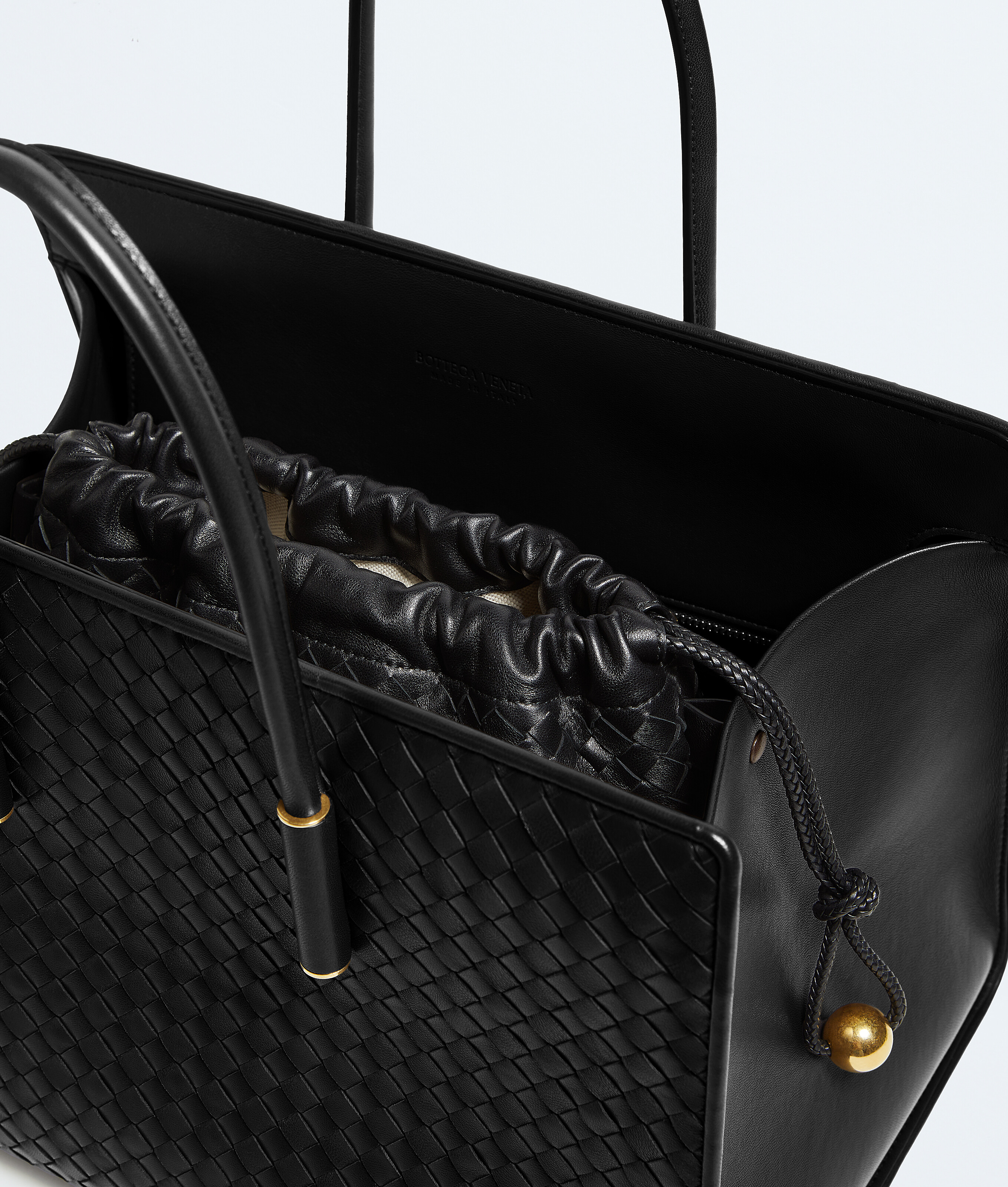 Women's Large Dustbag in Black Bottega Veneta Canada EN - Image 4