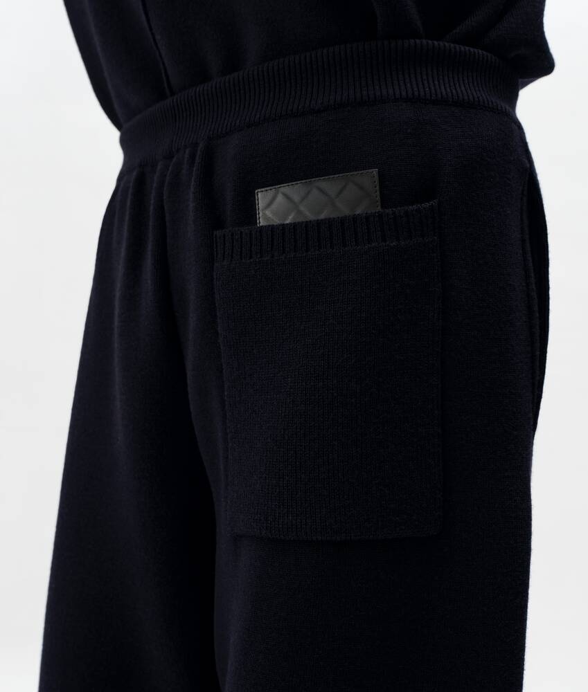 Men's Wool and Cashmere Pants in Midnight blue Bottega Veneta Qatar EN - Image 4