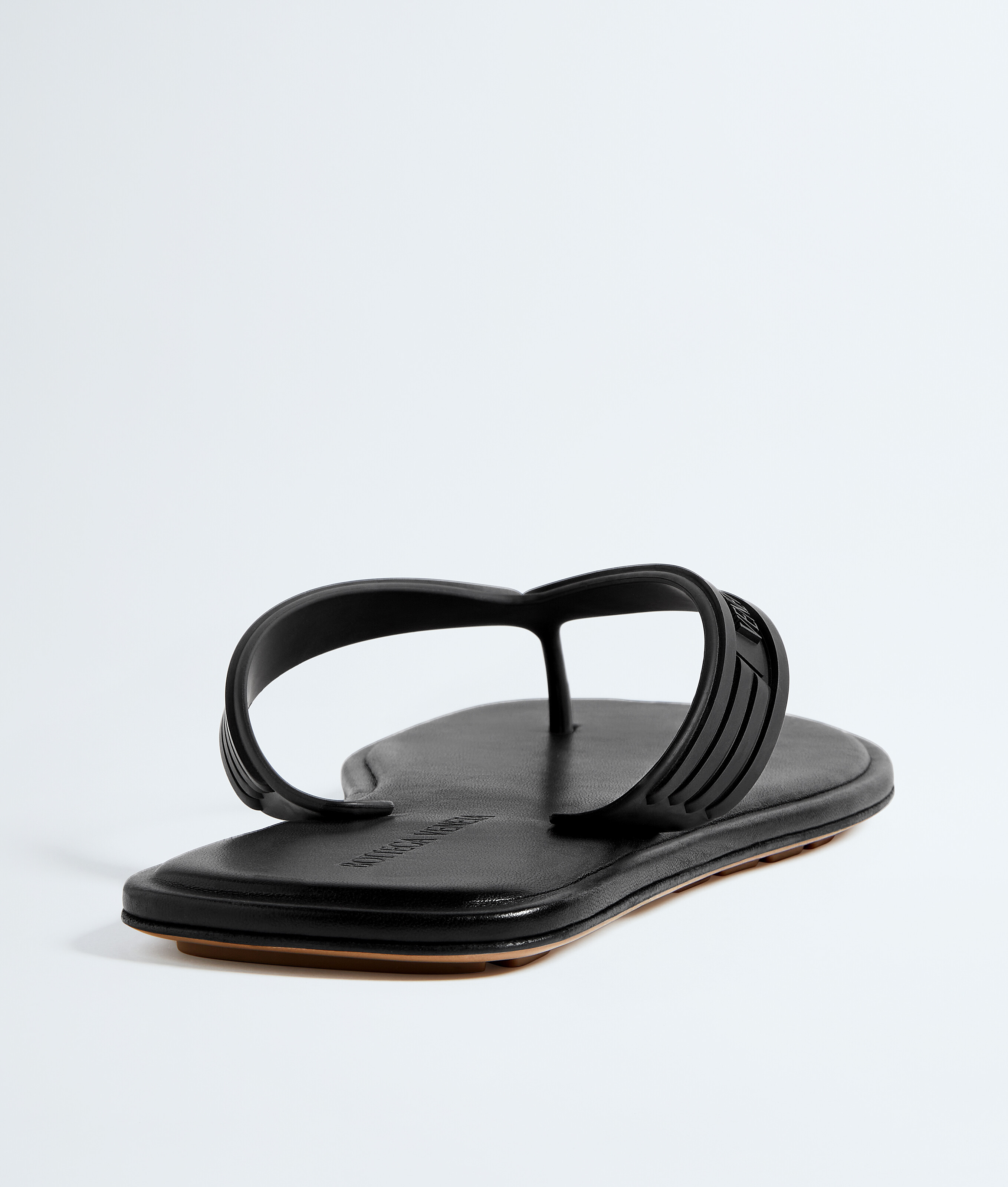 Men's Sampieri Thong  in Black Bottega Veneta Luxembourg EN - Image 5