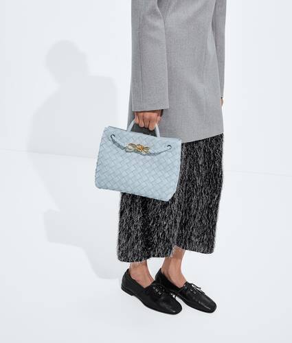 Women's Small Andiamo in Glacial Bottega Veneta United Arab Emirates EN - Image 2