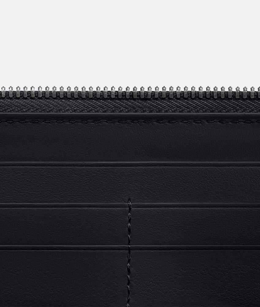 Display a large version of the product image 3 - Intrecciato Zip Around Wallet