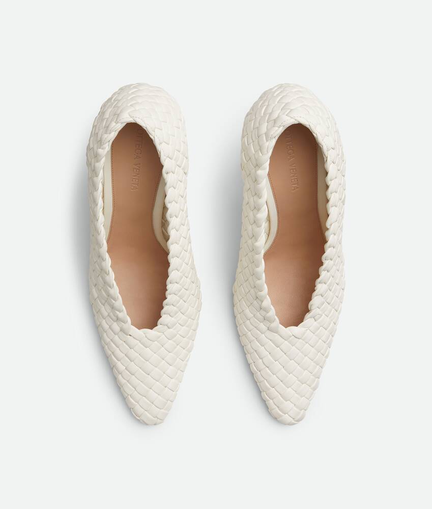 Women's Sofia Pump in White Bottega Veneta Thailand EN - Image 5