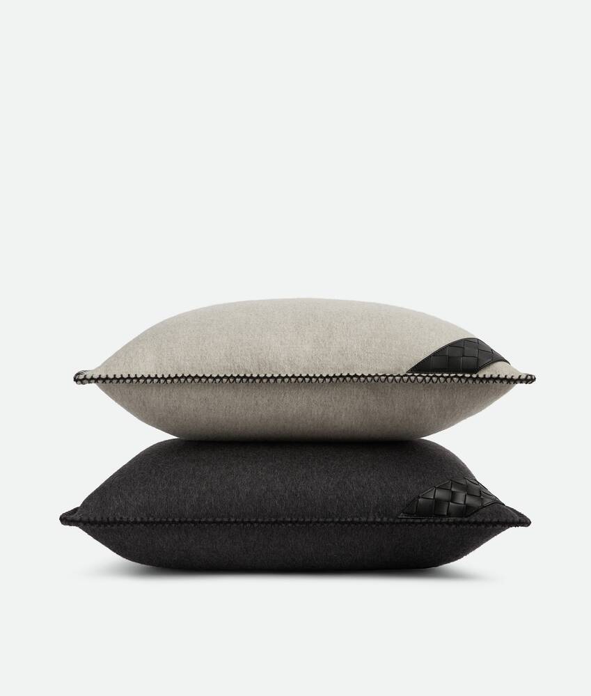 Intrecciato Patch Cushion in Greige/black Bottega Veneta Hong Kong SAR China EN - Image 6